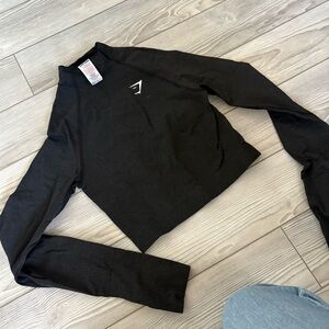 Gymshark Black Long Sleeve Crop Top – Women’s Small